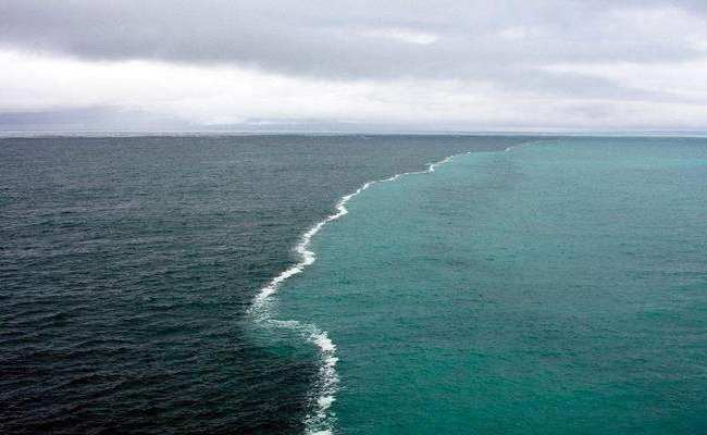 दो विशाल समुद्र